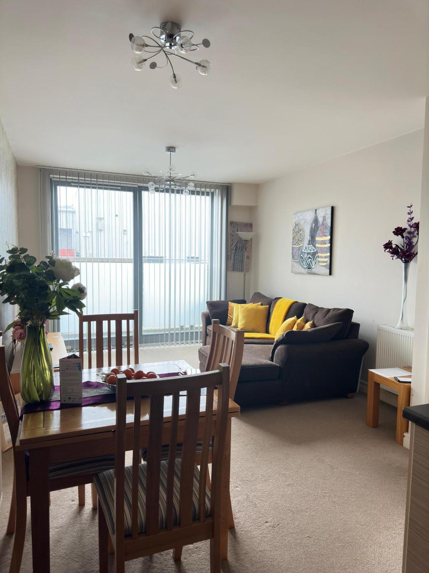 Lovely 1 Bedroom Apartment 普里茅斯 外观 照片